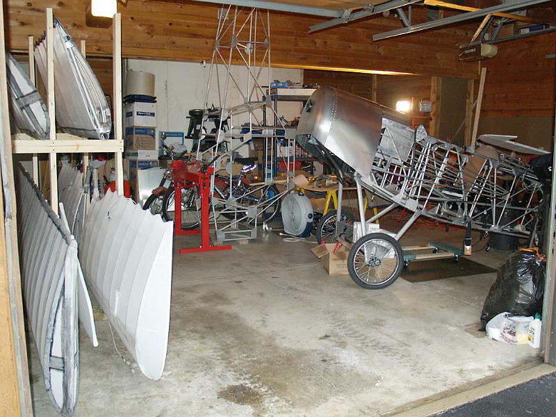 03.jpg - Another view of the garage.