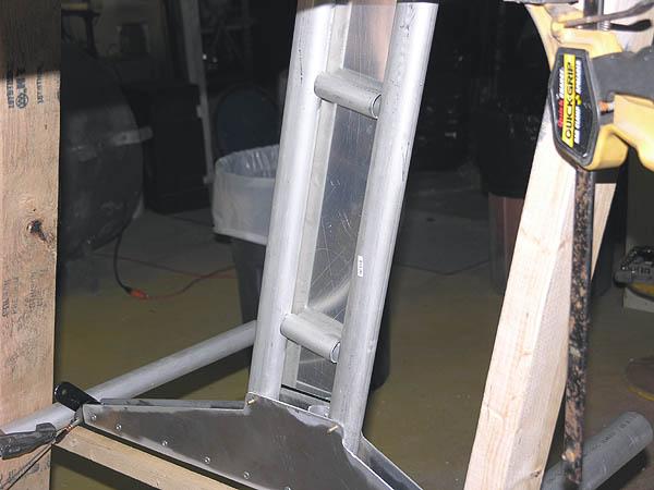 istruts.jpg - Struts - the inside tubes keep the struts from oil canning.